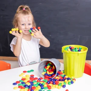 Conjunto de contas coloridas