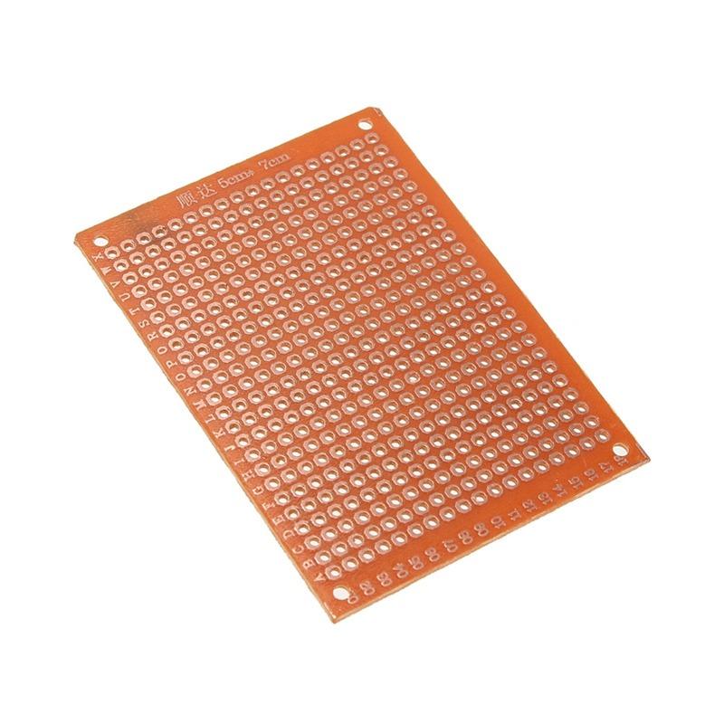 Placa fenolite perfurada